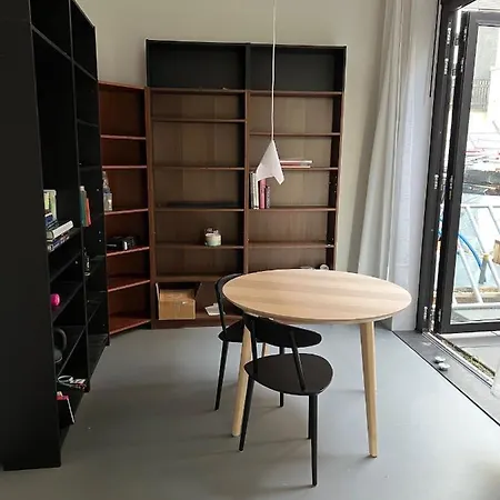 Spacious , New And Comfortable דירה אמסטרדם