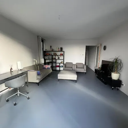 Spacious , New And Comfortable דירה אמסטרדם