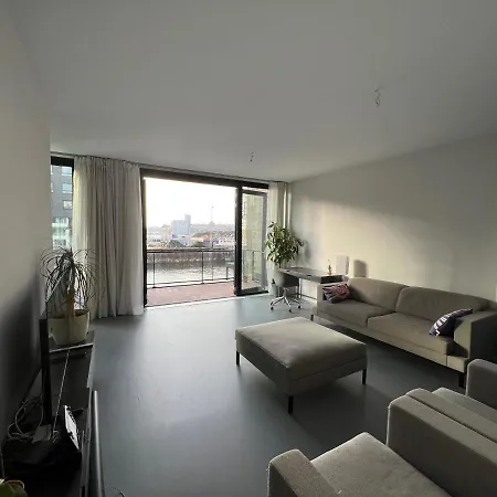 Spacious , New And Comfortable דירה