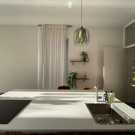 Spacious , New And Comfortable דירה