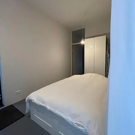 Spacious , New And Comfortable *