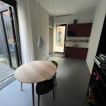 Lägenhet Spacious , New And Comfortable Amsterdam